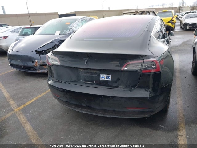 5YJ3E1EA8JF027424 Tesla MODEL 3
