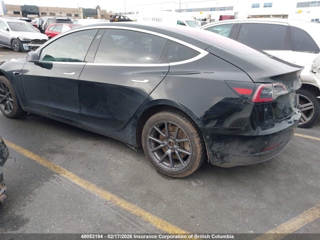 5YJ3E1EA8JF027424 Tesla MODEL 3