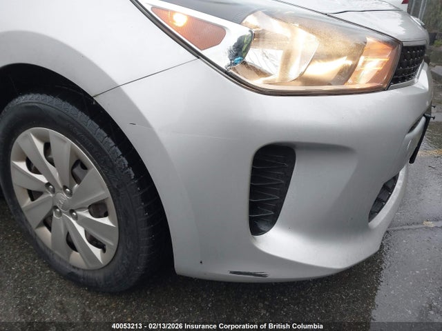 3KPA25AB3JE026077 KIA Rio Lx/lx+
