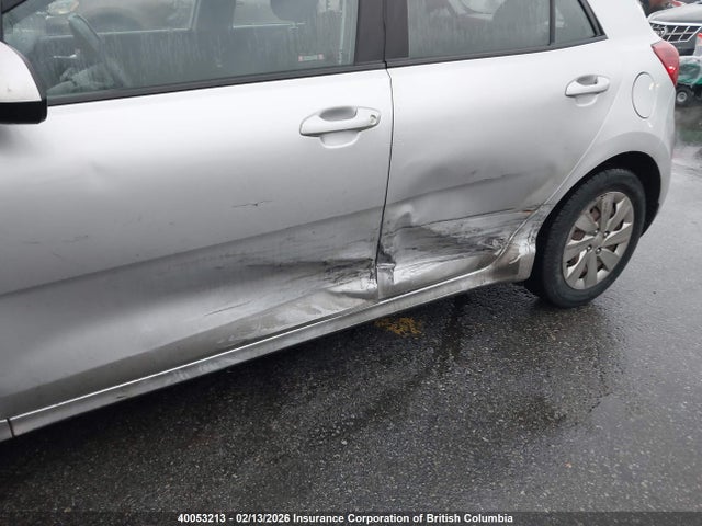 3KPA25AB3JE026077 KIA Rio Lx/lx+
