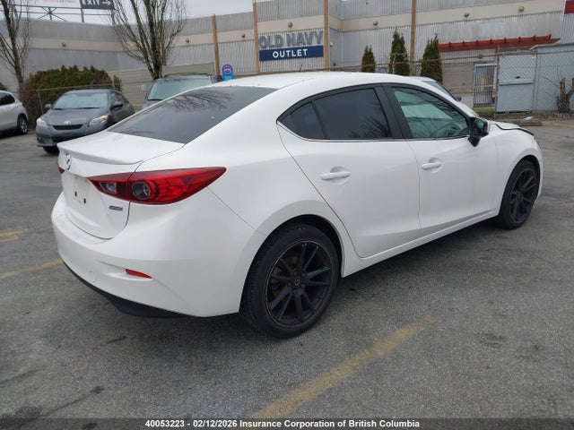 3MZBM1V77FM181089 Mazda 3 TOURING