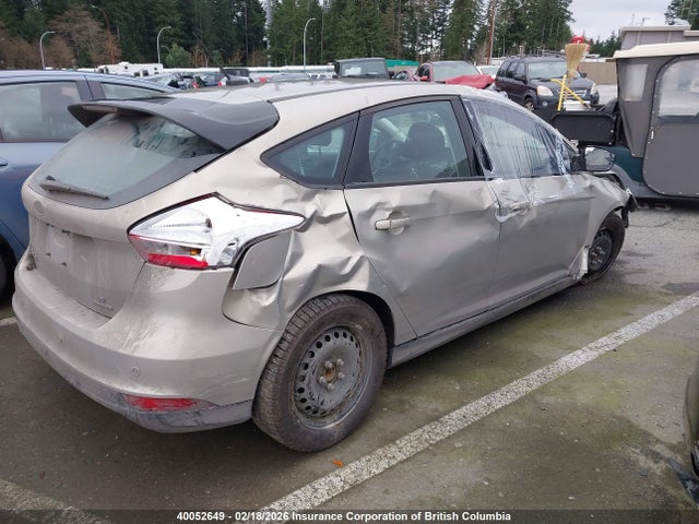 1FADP3K25GL214963 Ford FOCUS SE