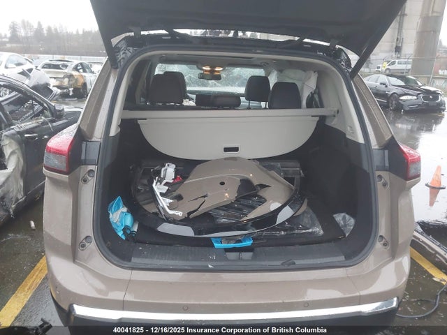 JN8BT3DD6SW471492 Nissan Rogue Platinum