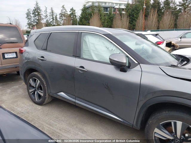JN8BT3DD5PW318299 Nissan Rogue Platinum