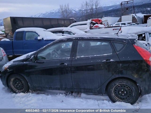 KMHCT5AE9HU358421 Hyundai ACCENT SE