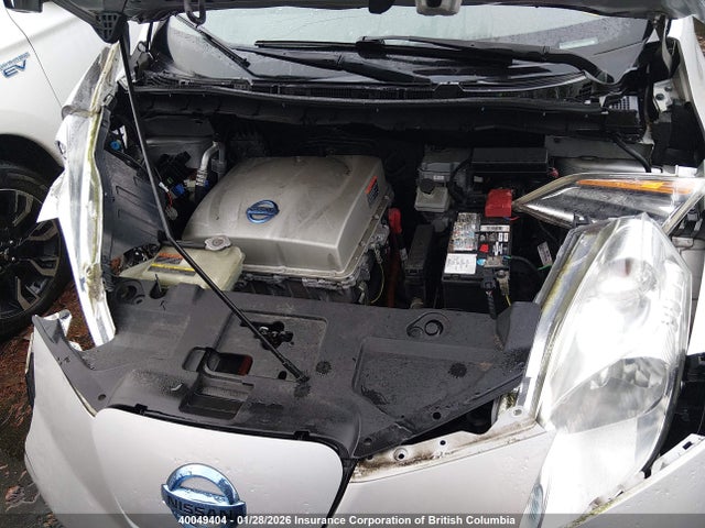 1N4AZ0CP5FC324965 Nissan Leaf S/sv/sl