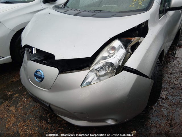 1N4AZ0CP5FC324965 Nissan Leaf S/sv/sl
