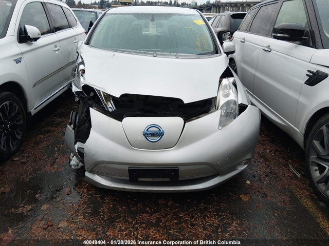 1N4AZ0CP5FC324965 Nissan Leaf S/sv/sl