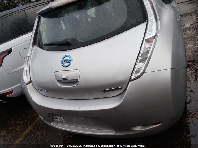 1N4AZ0CP5FC324965 Nissan Leaf S/sv/sl