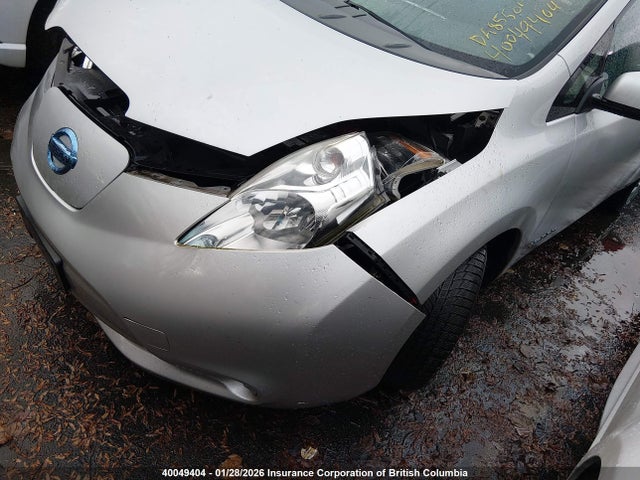 1N4AZ0CP5FC324965 Nissan Leaf S/sv/sl