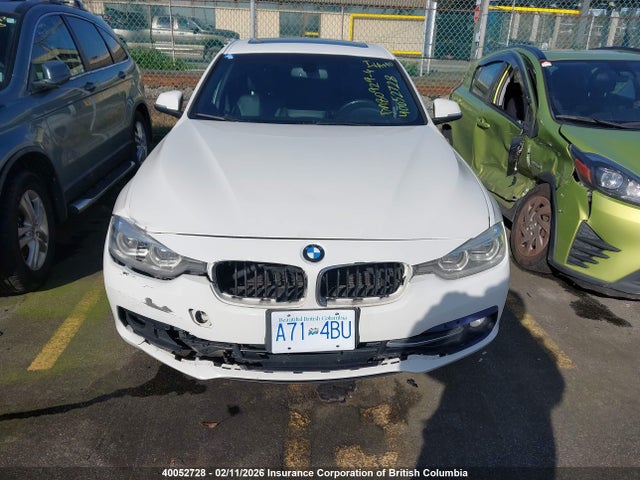 WBA8D9C53JEM35020 BMW 330 XI