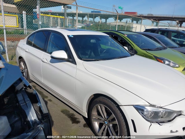WBA8D9C53JEM35020 BMW 330 XI