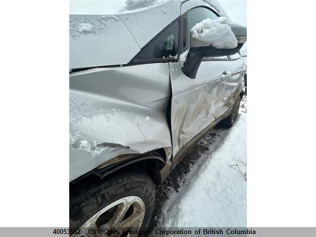 40053562 :رقم المزاد ، MAJ6P1UL0JC218865 vin ، 2018 Ford Ecosport Se مزاد بيع