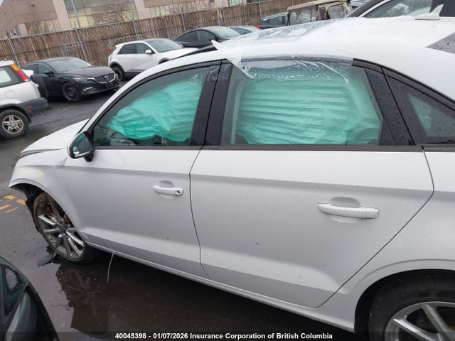WAUB8GFF2G1009421 Audi A3 PREMIUM