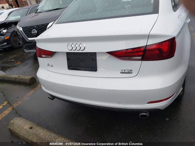 WAUB8GFF2G1009421 Audi A3 PREMIUM