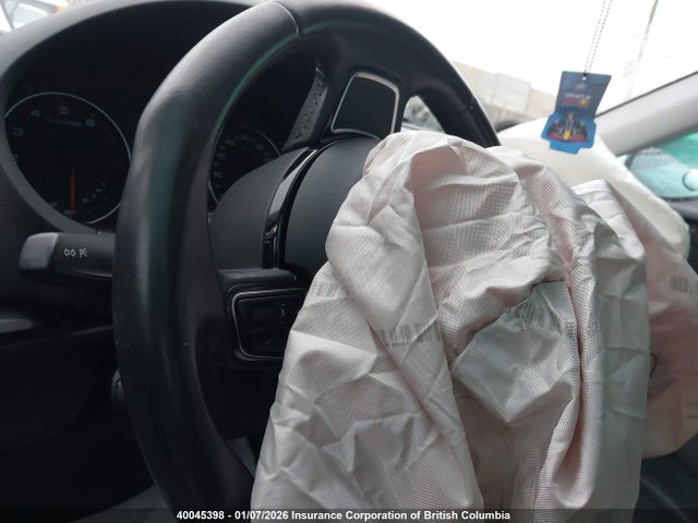 WAUB8GFF2G1009421 Audi A3 PREMIUM