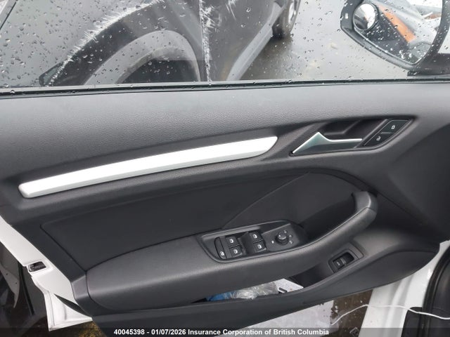 WAUB8GFF2G1009421 Audi A3 PREMIUM