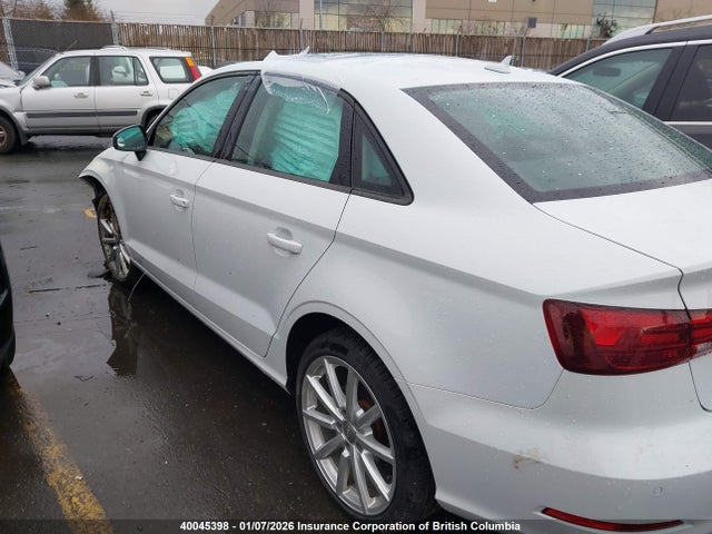 WAUB8GFF2G1009421 Audi A3 PREMIUM