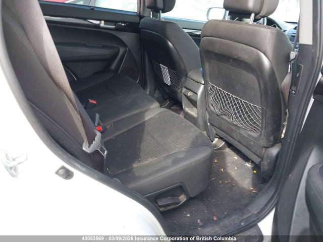 5XYKTDA75FG585146 KIA SORENTO LX
