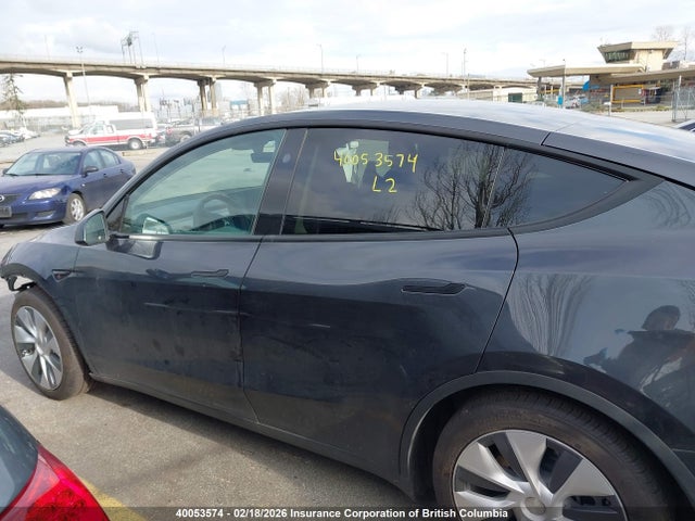 7SAYGDED8RF993136 Tesla Model Y
