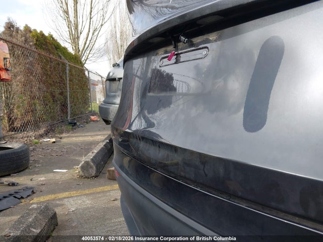 7SAYGDED8RF993136 Tesla Model Y