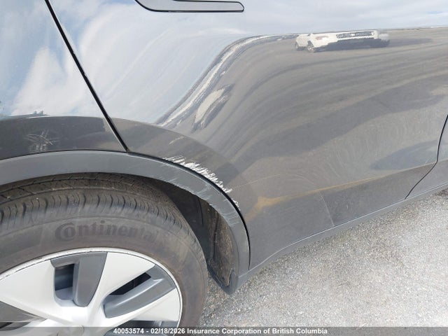 7SAYGDED8RF993136 Tesla Model Y