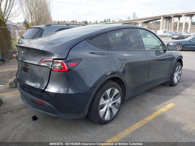 7SAYGDED8RF993136 Tesla Model Y