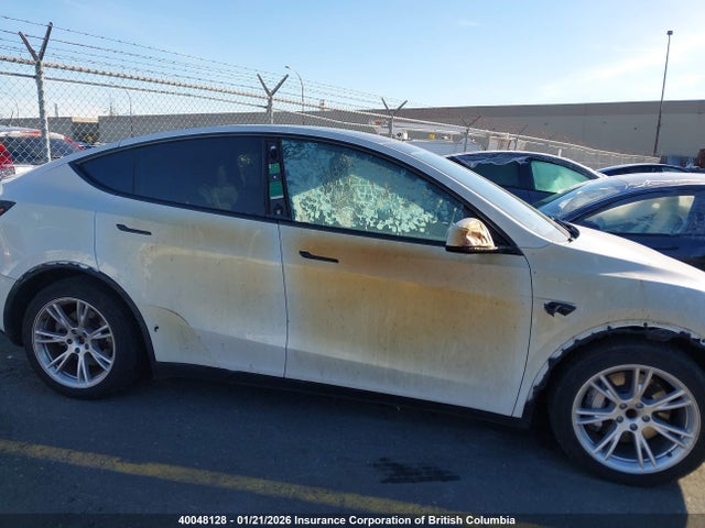 LRWYGDFDXPC902418 Tesla Model Y