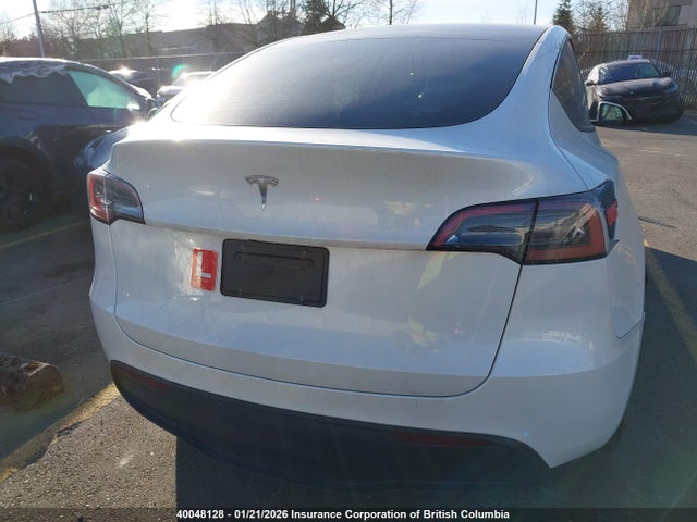 LRWYGDFDXPC902418 Tesla Model Y