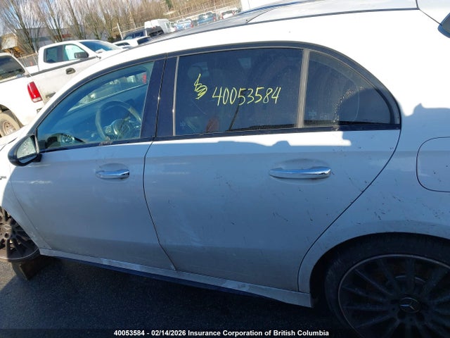 Mercedes-Benz A 35 4mtic 2021 W1K3F5BB9MJ317255 Image 13