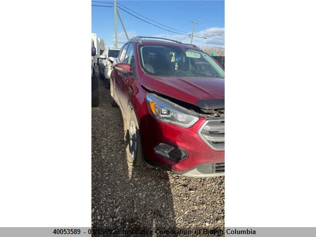 40053589 :رقم المزاد ، 1FMCU9J96HUB18427 vin ، 2017 Ford Escape Titanium مزاد بيع