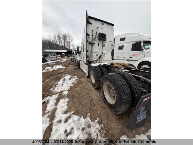 3AKJHHDR6NSNE3310 Freightliner New Cascadia 126