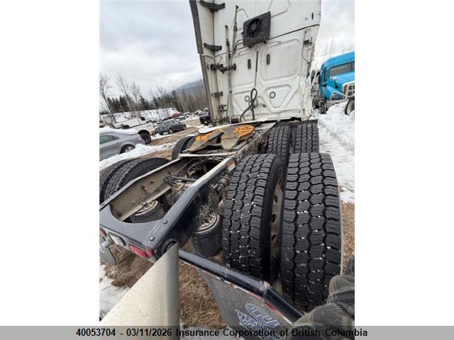 3AKJHHDR6NSNE3310 Freightliner New Cascadia 126