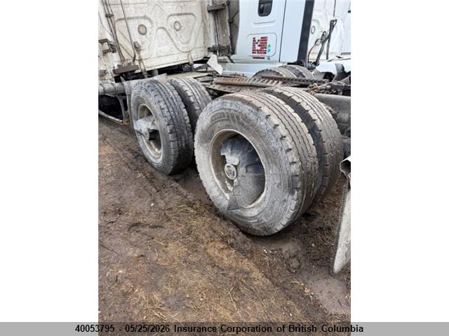 Продаж на аукціоні авто 2022 Freightliner New Cascadia 126, vin: 3AKJHHDR4NSNE8926, номер лоту: 40053795