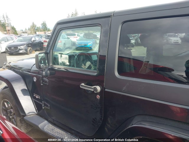 1C4AJWBG6HL752097 Jeep Wrangler Sahara