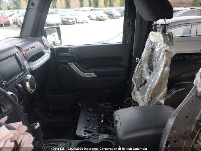 1C4AJWBG6HL752097 Jeep Wrangler Sahara