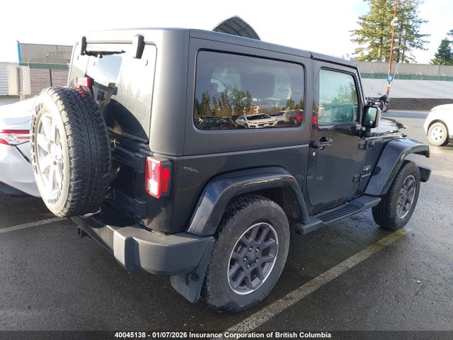 1C4AJWBG6HL752097 Jeep Wrangler Sahara