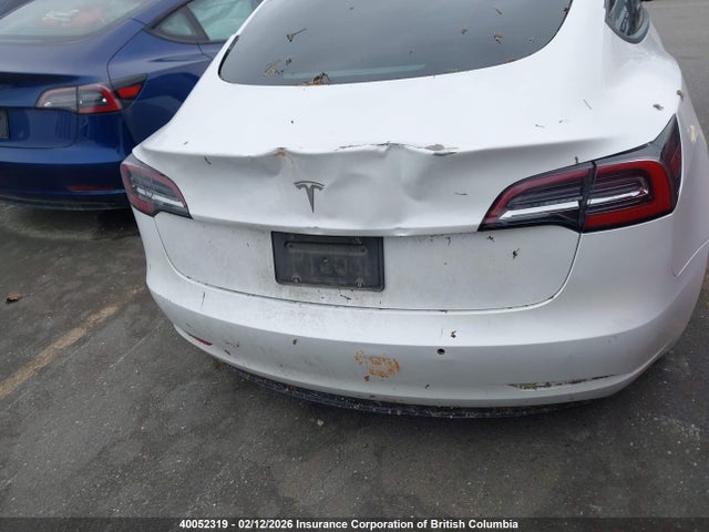 5YJ3E1EA8MF930600 Tesla MODEL 3