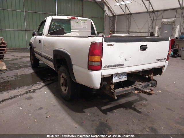 40039797 :رقم المزاد ، 1GCHC24UX2Z250170 vin ، 2002 Chevrolet Silverado C2500 Heavy Duty مزاد بيع