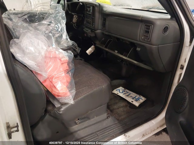 40039797 :رقم المزاد ، 1GCHC24UX2Z250170 vin ، 2002 Chevrolet Silverado C2500 Heavy Duty مزاد بيع
