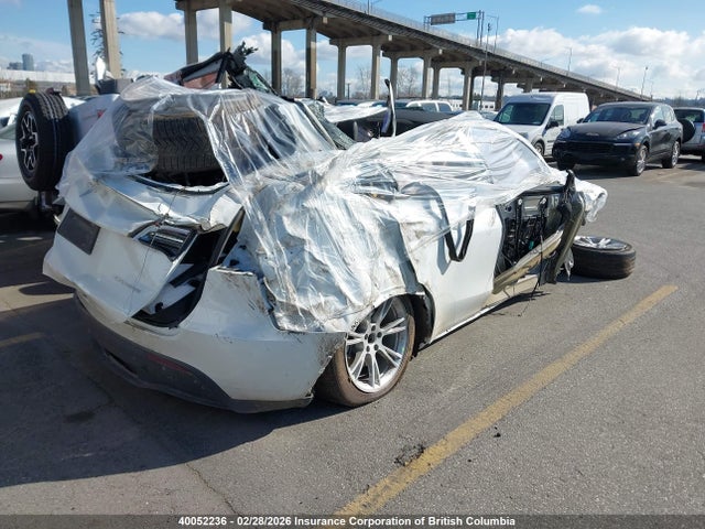 40052236 :رقم المزاد ، 7SAYGAEE2PF594713 vin ، 2023 Tesla Model Y مزاد بيع