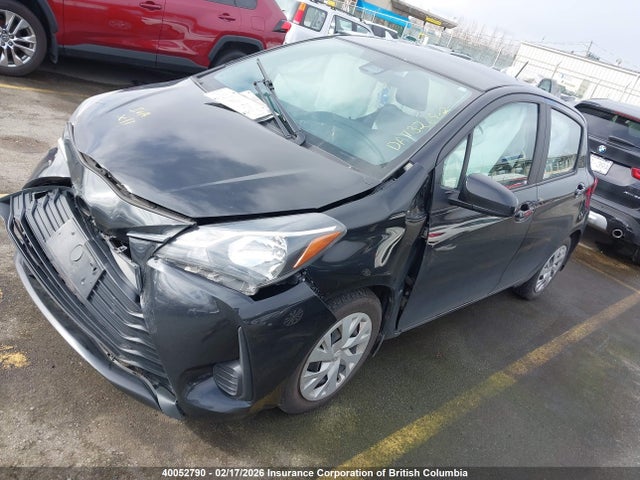 VNKKTUD35JA094942 Toyota Yaris L/le/se