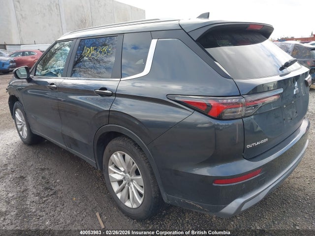 JA4J4VA81SZ615756 Mitsubishi Outlander Le/se/sel