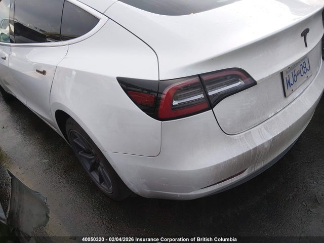 5YJ3E1EA4KF322294 Tesla MODEL 3