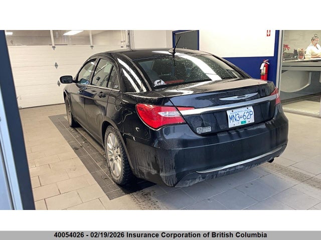 Chrysler 200 2014 1C3CCBAB8EN107263 Image 3