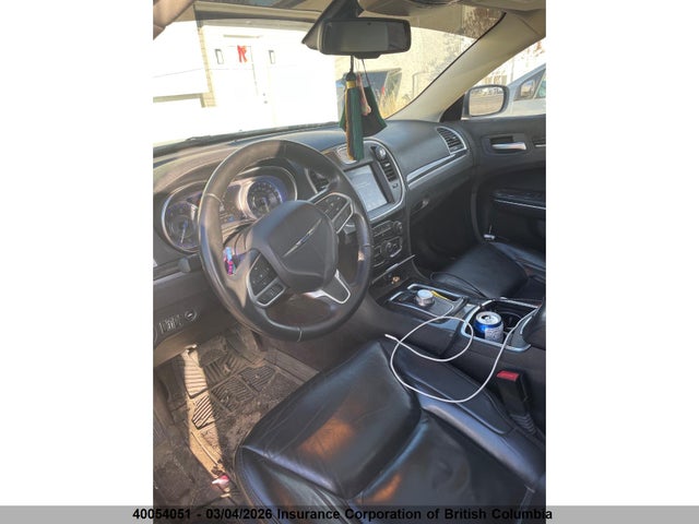 2017 Chrysler 300 მანქანა იყიდება აუქციონზე, vin: 2C3CCAAG2HH621483, აუქციონის ნომერი: 40054051
