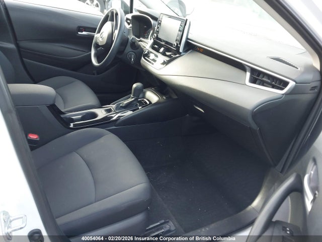 5YFBPMBE2MP270928 Toyota COROLLA LE