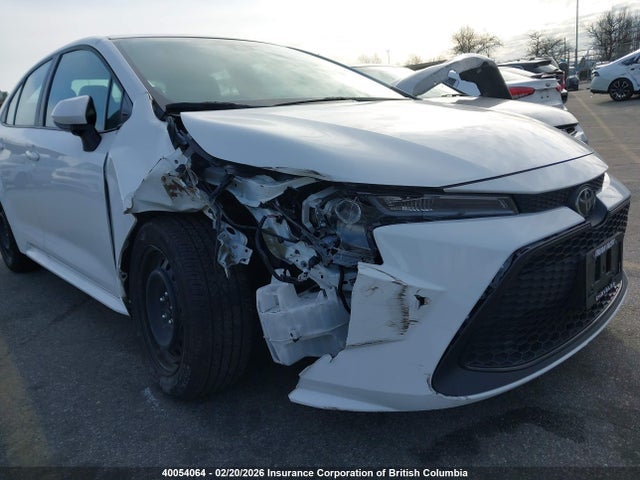 5YFBPMBE2MP270928 Toyota COROLLA LE