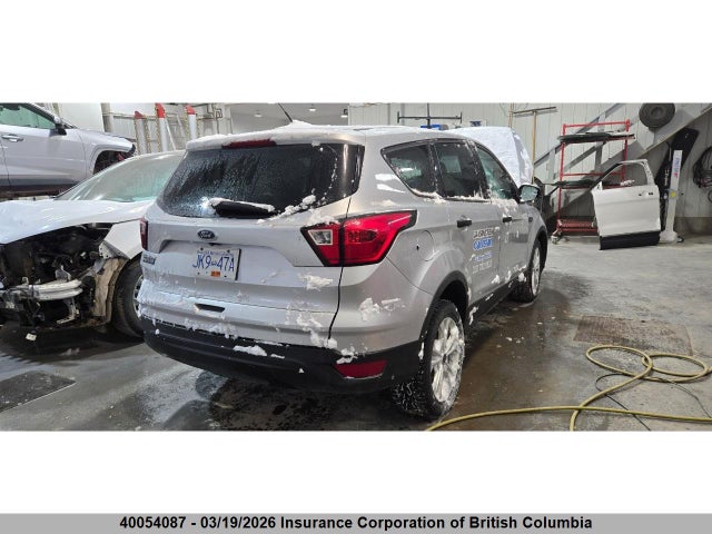 Продажа на аукционе авто 2019 Ford Escape S, vin: 1FMCU0F72KUA00286, номер лота: 40054087