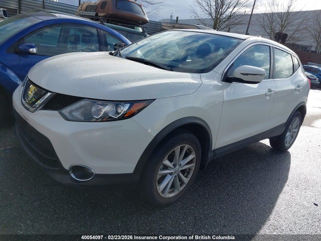 JN1BJ1CRXJW280825 Nissan Qashqai S/sl/sv
